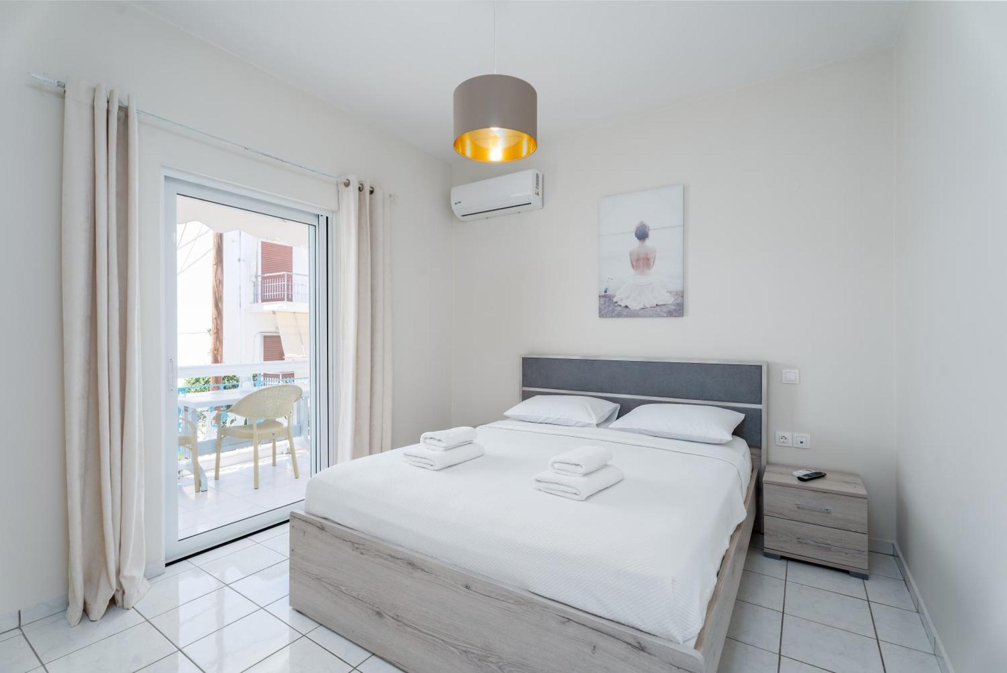 Casa Albastra Rooms & Suites Porto Heli Ngoại thất bức ảnh