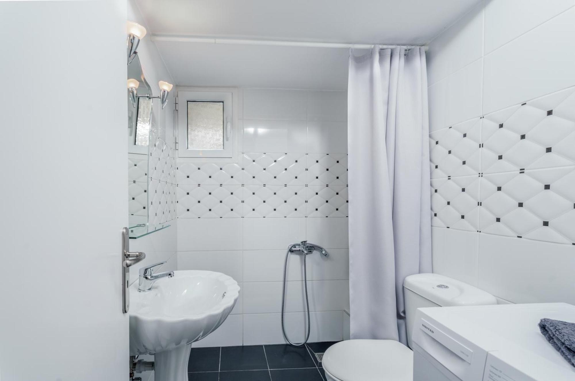 Casa Albastra Rooms & Suites Porto Heli Ngoại thất bức ảnh