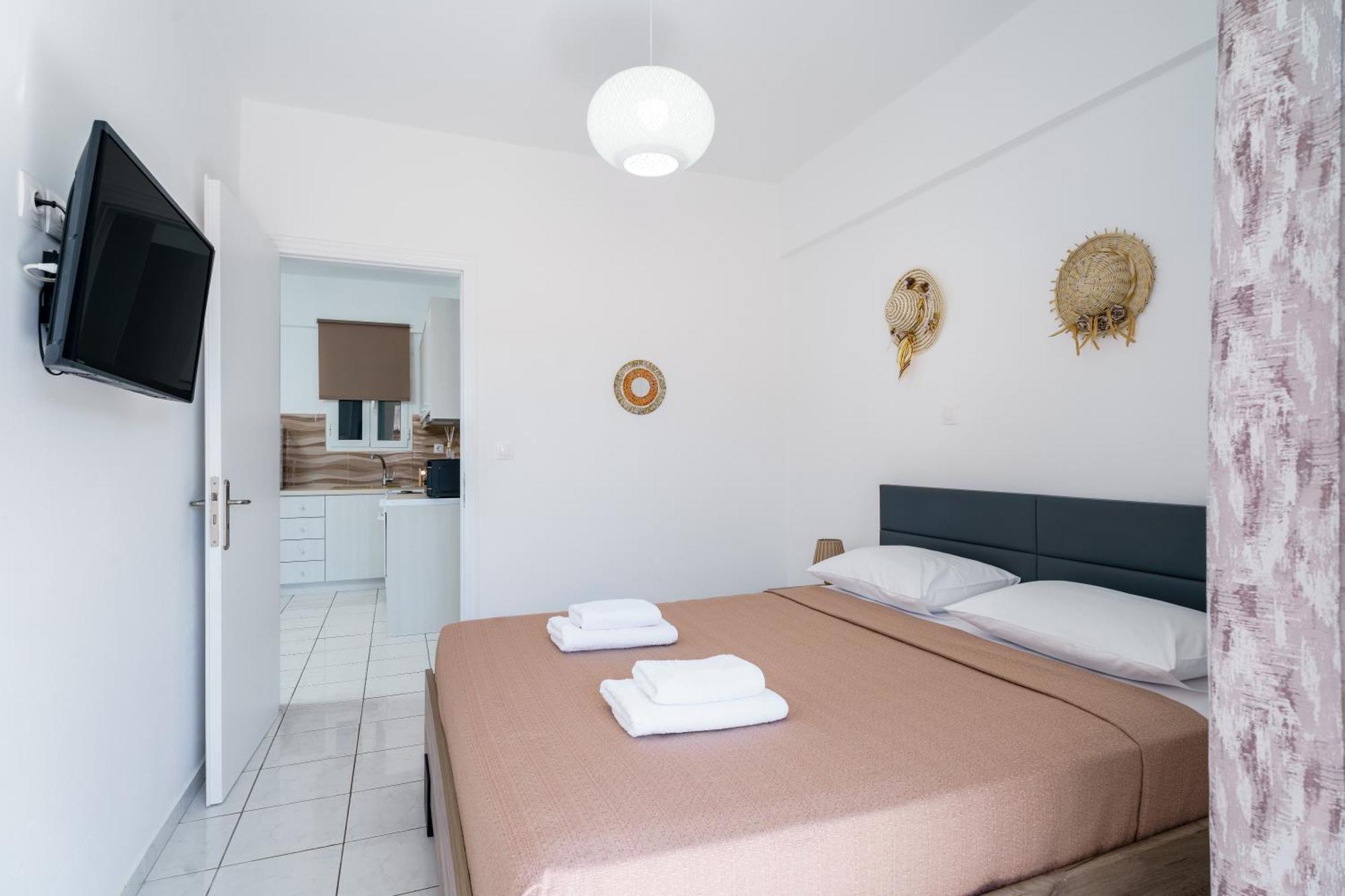 Casa Albastra Rooms & Suites Porto Heli Ngoại thất bức ảnh