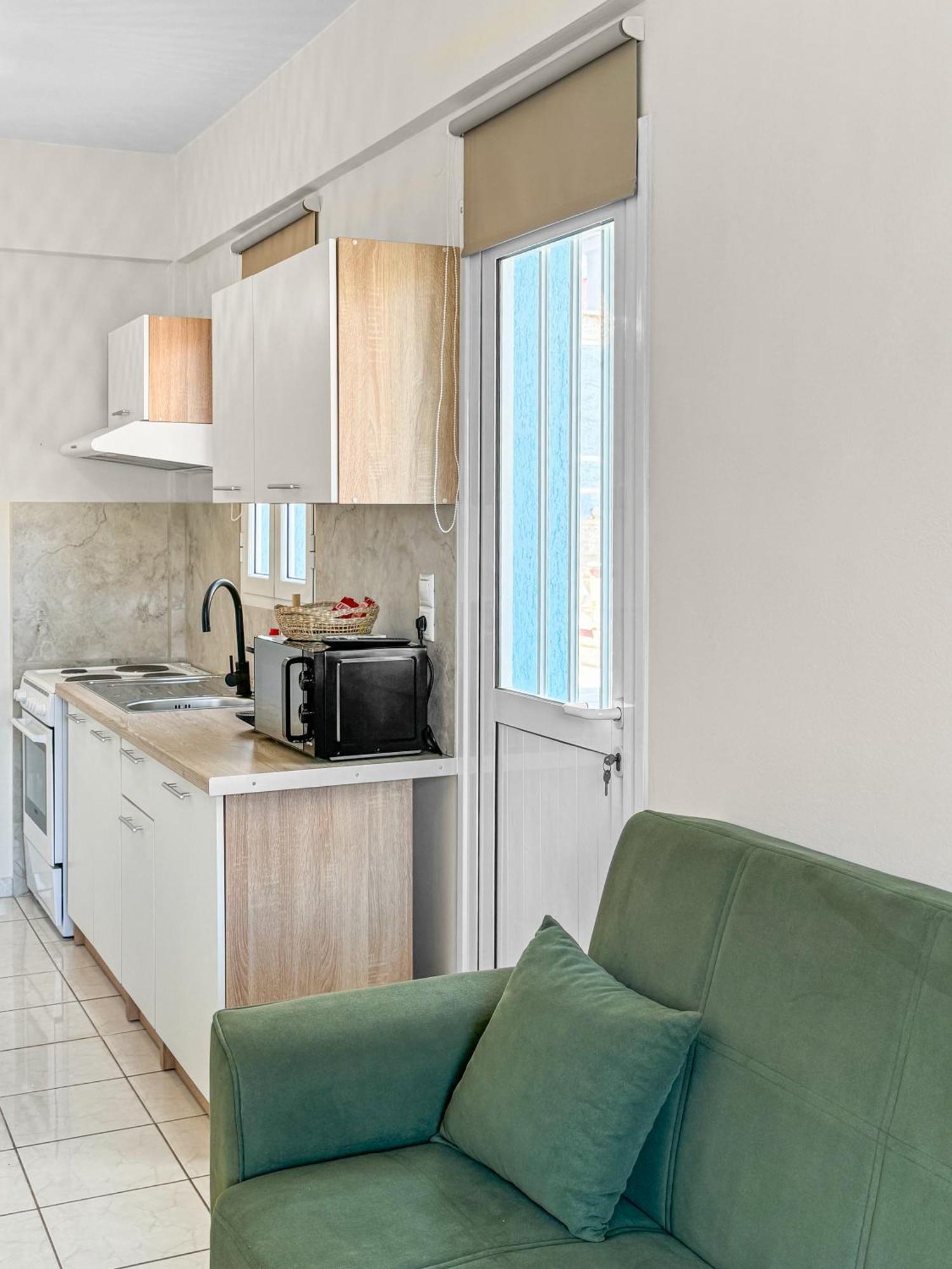 Casa Albastra Rooms & Suites Porto Heli Ngoại thất bức ảnh